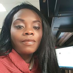 Meet your Posher, Tonya